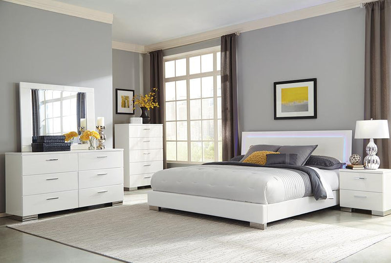 Felicity 5-piece Queen Bedroom Set with LED Headboard Glossy White image