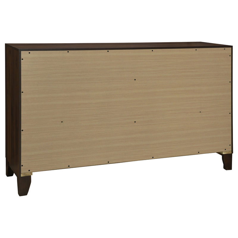 Welsley Dresser