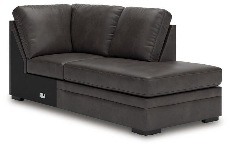Lofton-Pike Sectional with Chaise - Ace Furniture and Decor