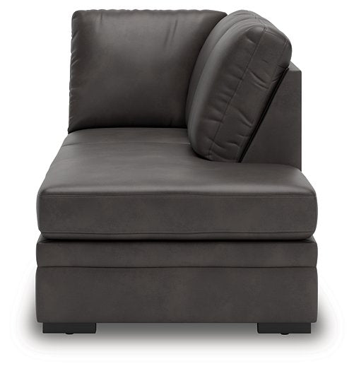 Lofton-Pike Sectional with Chaise - Ace Furniture and Decor