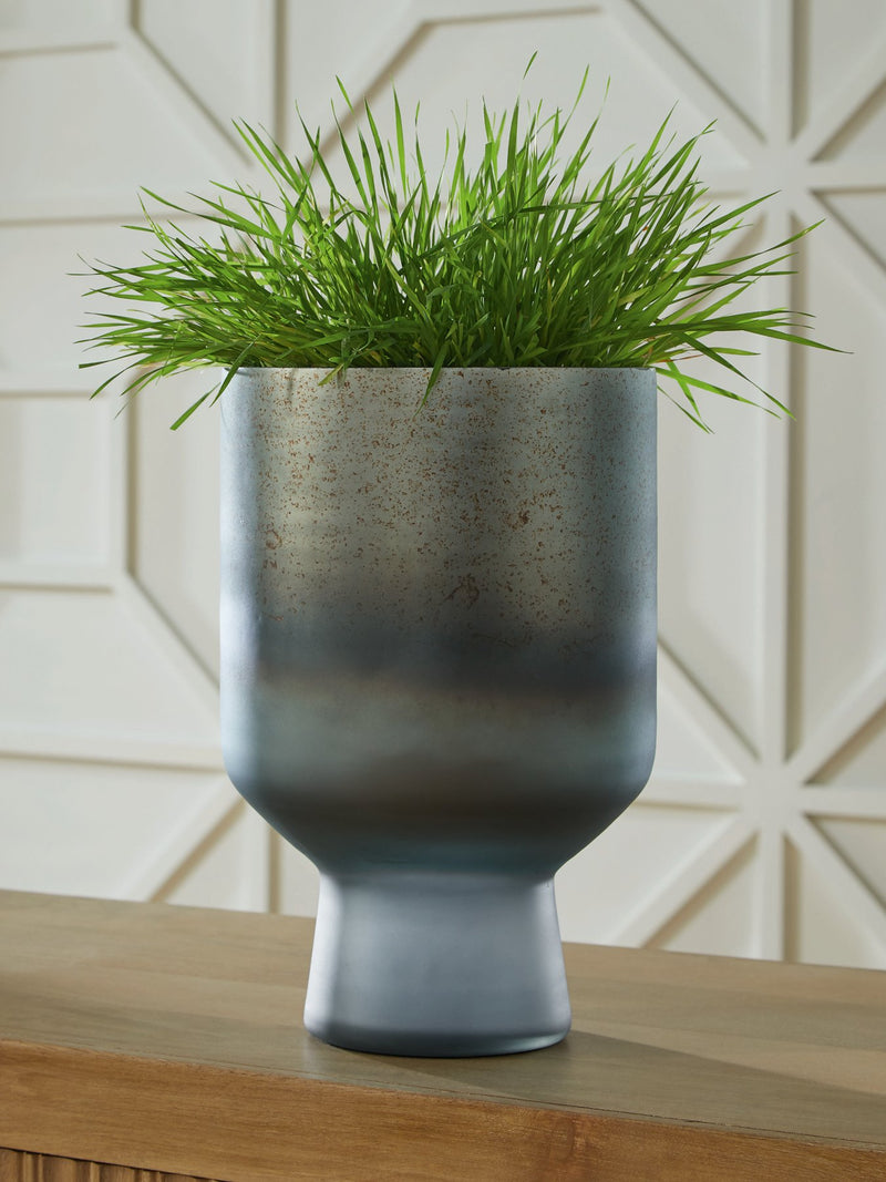 Pennmore Vase - Ace Furniture and Decor