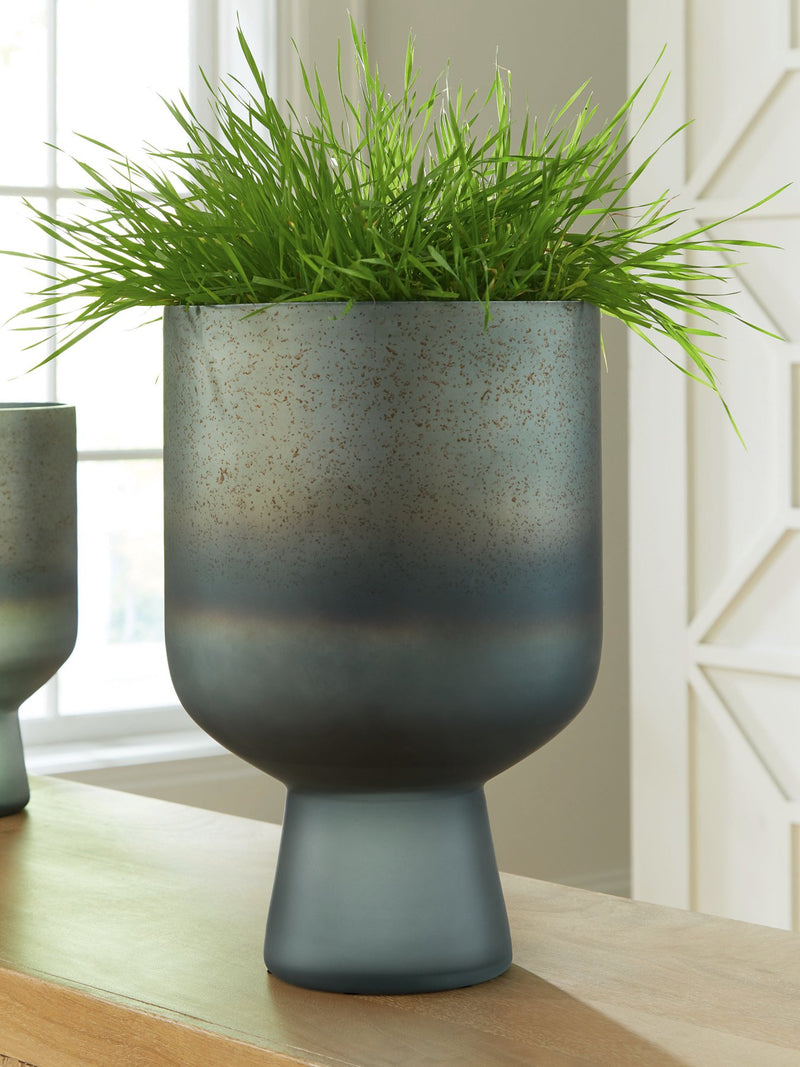 Pennmore Vase - Ace Furniture and Decor