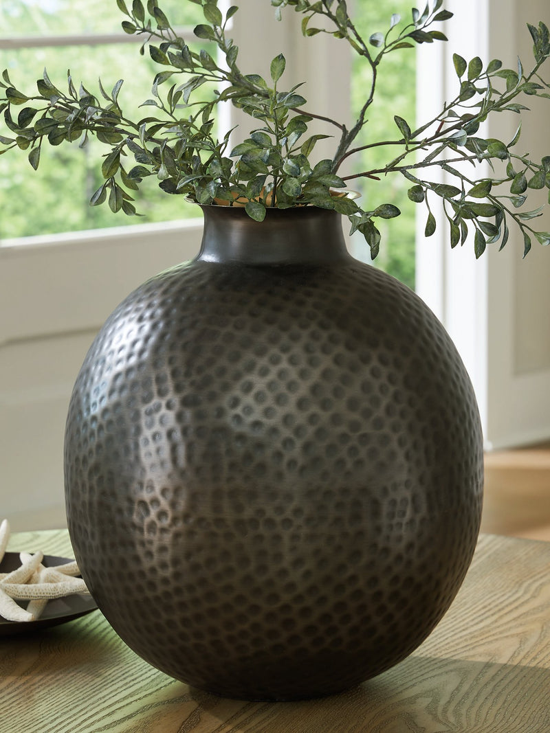 Woody Vase - Ace Furniture and Decor