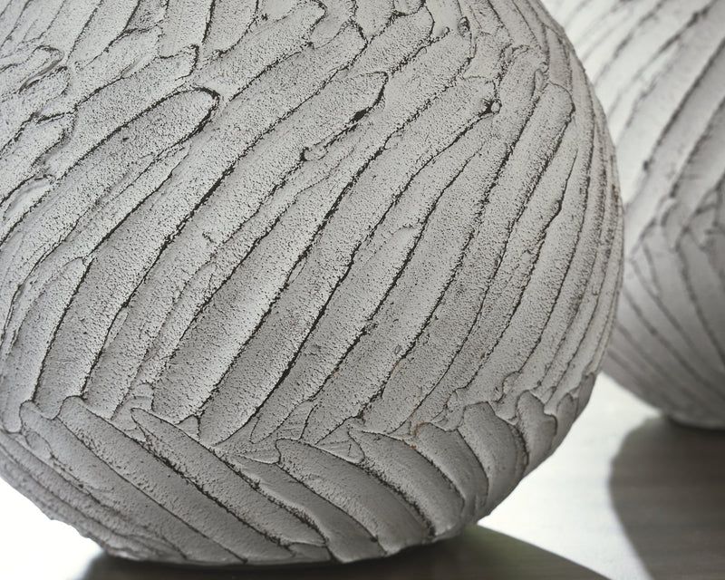 Shelvie Vase - Ace Furniture and Decor