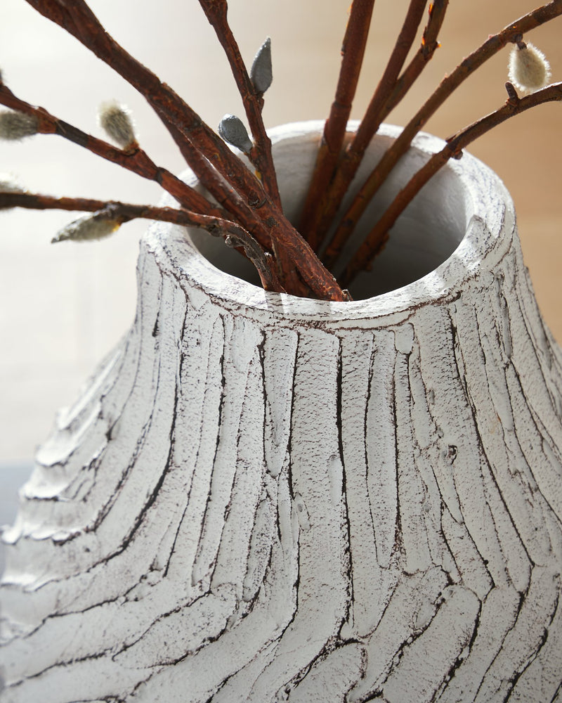 Shelvie Vase - Ace Furniture and Decor
