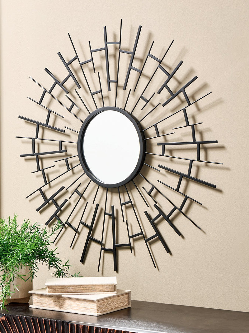 Garrenworth Accent Mirror - Ace Furniture and Decor