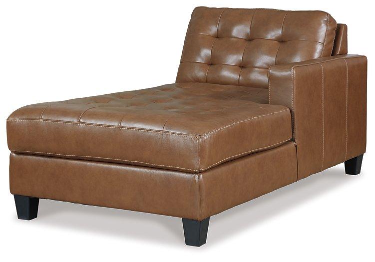 Baskove Sectional with Chaise