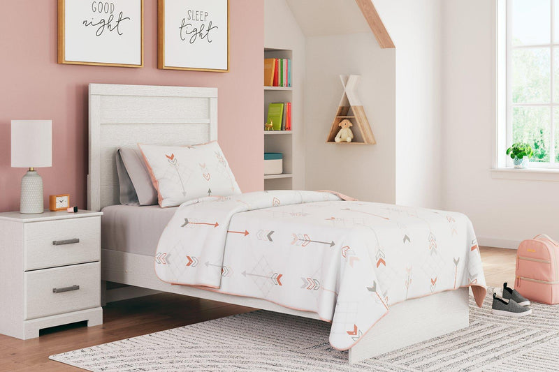 Stelsie Bedroom Set - Ace Furniture and Decor