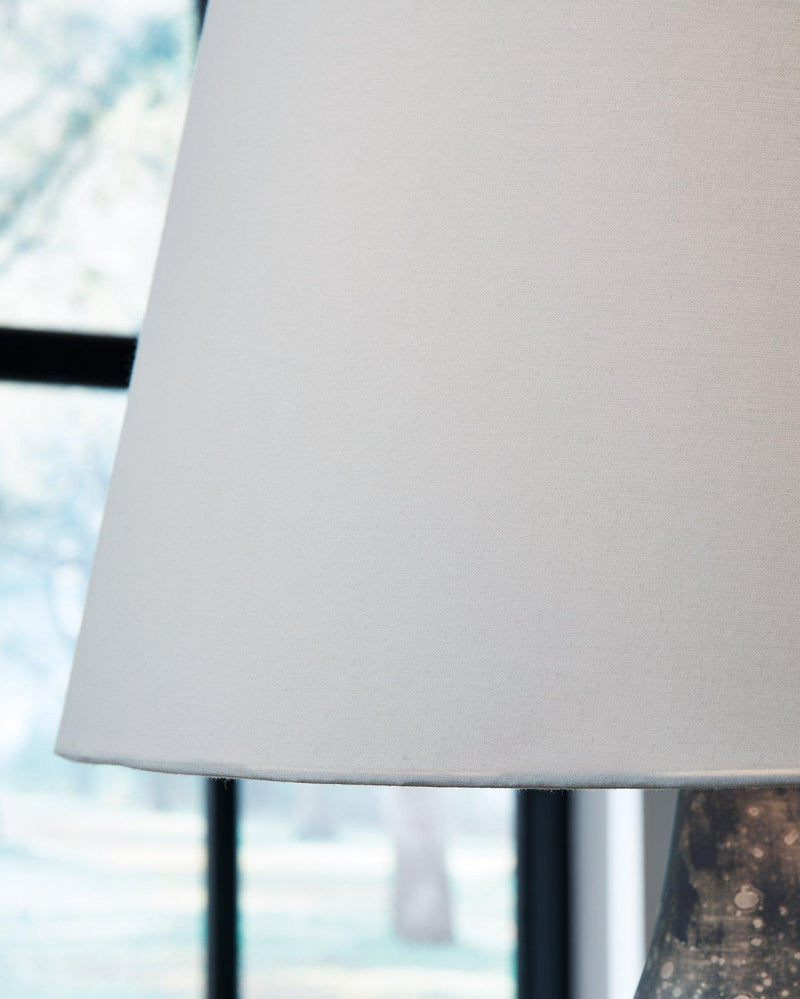 Bluacy Lamp Set - Ace Furniture and Decor