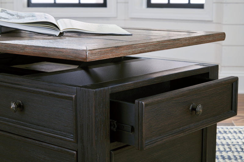 Tyler Creek Occasional Table Set - Ace Furniture and Decor