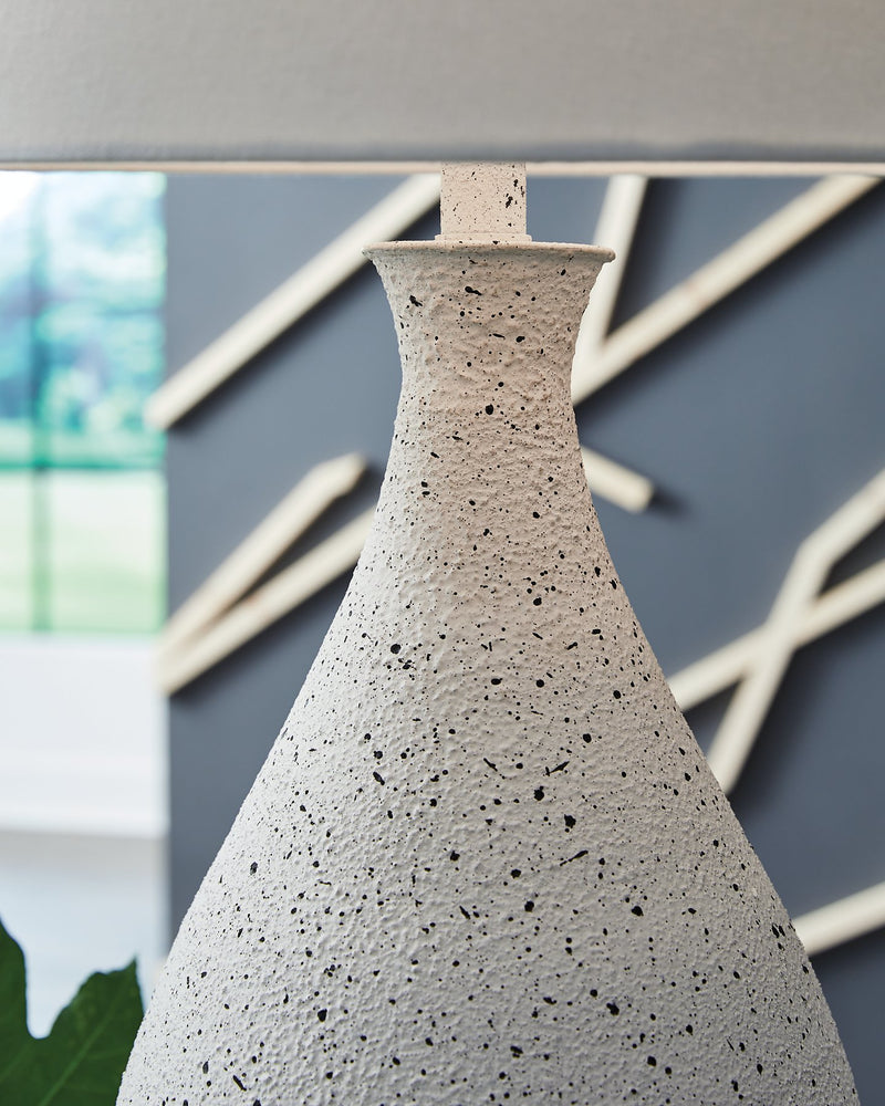 Wyattford Table Lamp - Ace Furniture and Decor