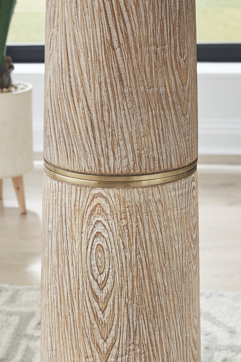 Gasparleigh Floor Lamp - Ace Furniture and Decor